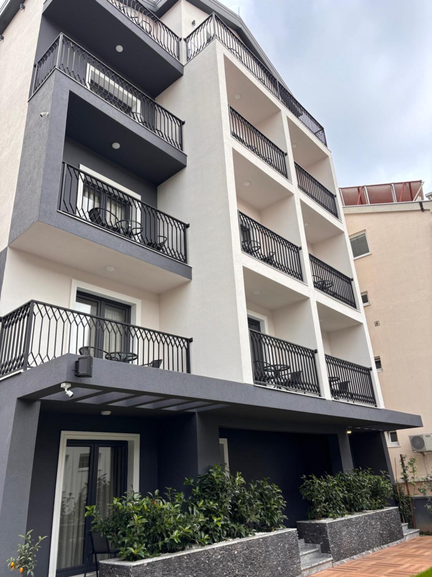 Viola Hotel Budva Exterior foto